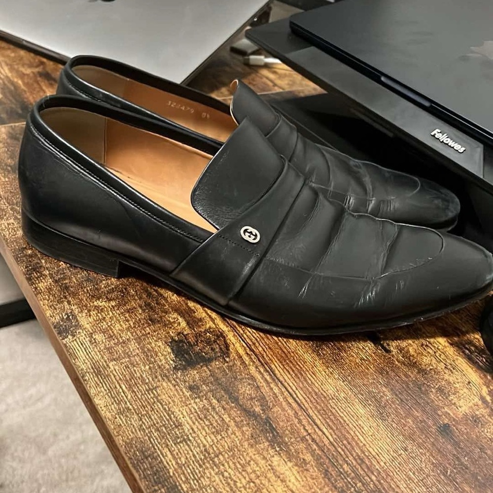 Men's Gucci Black Leather Loafers